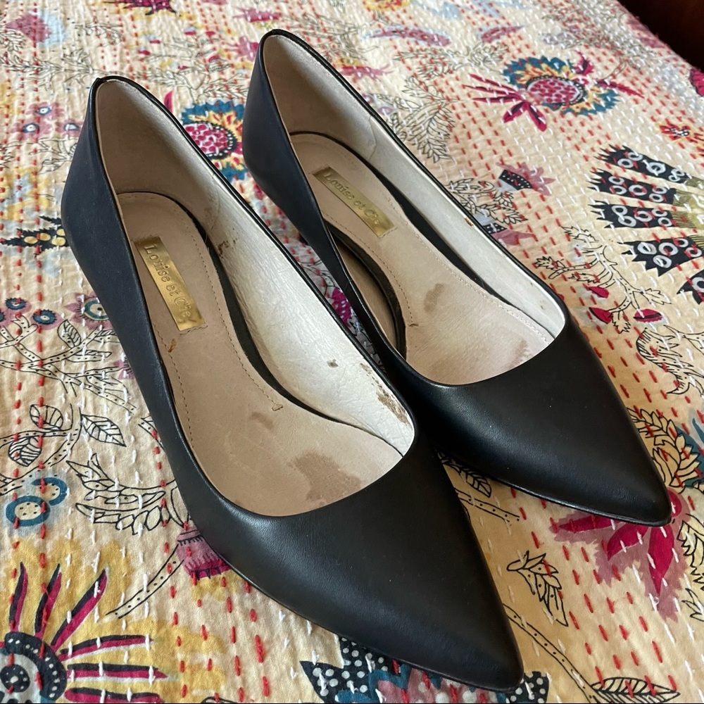 Louise et Cie Black Leather Low Heeled Pumps Size 5 1/2 US --Perfect Black Pump